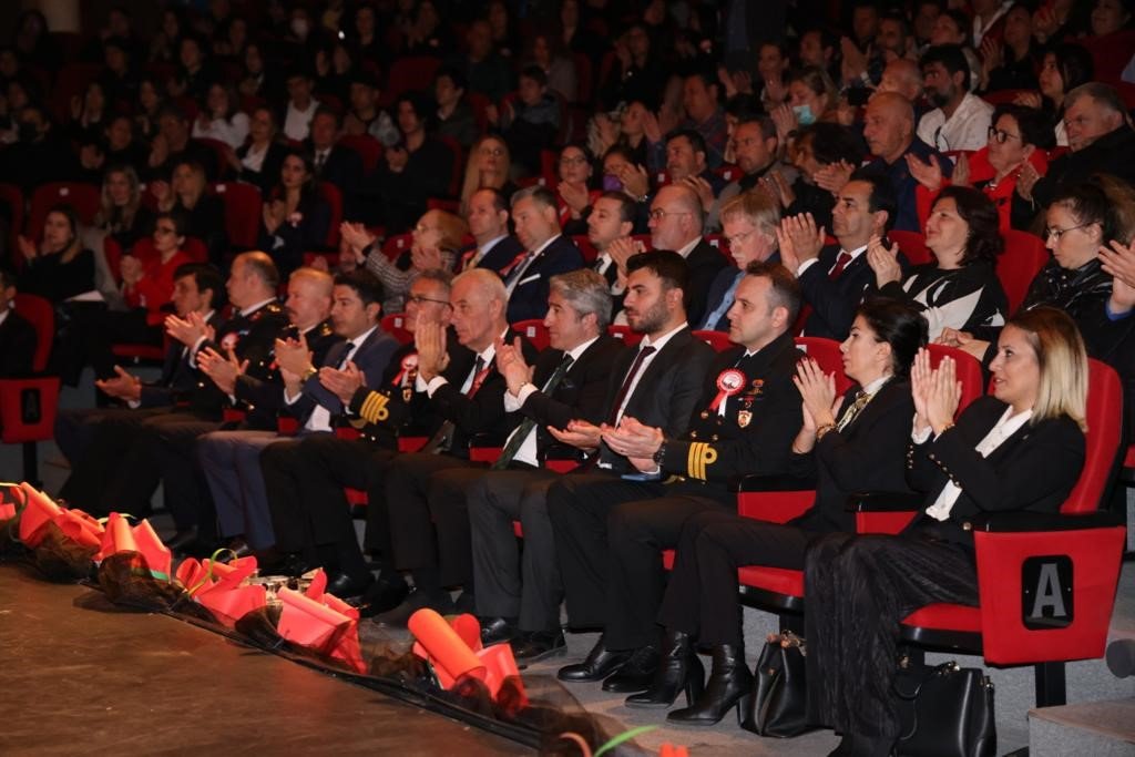 Marmaris’te Çanakkale Zaferi törenlerle kutlandı