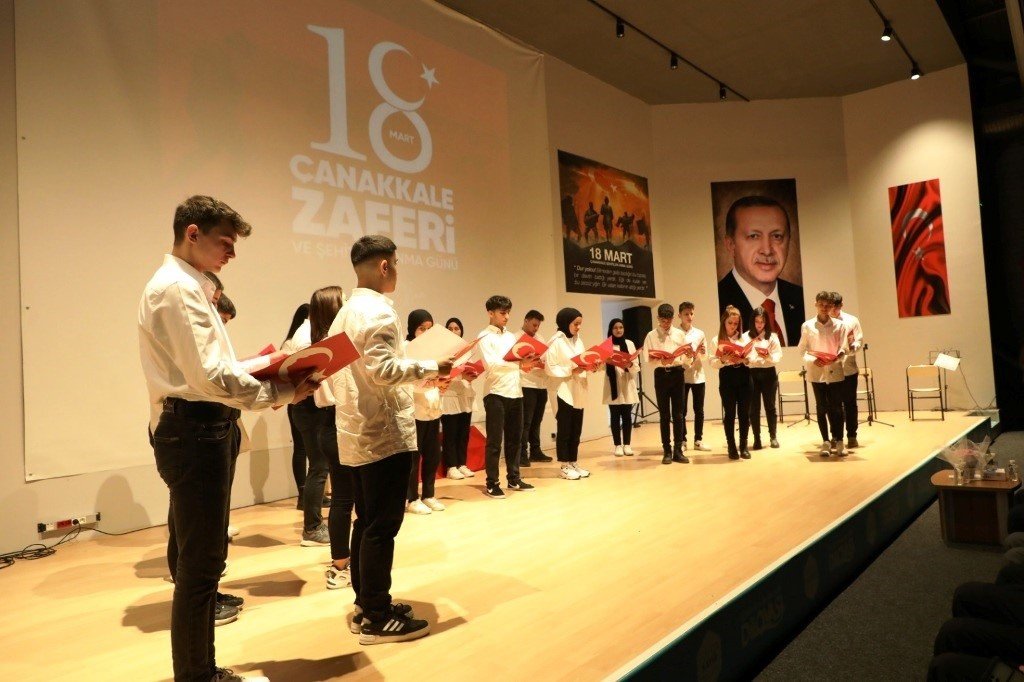 Çanakkale şehitleri Dilovası’nda dualarla anıldı