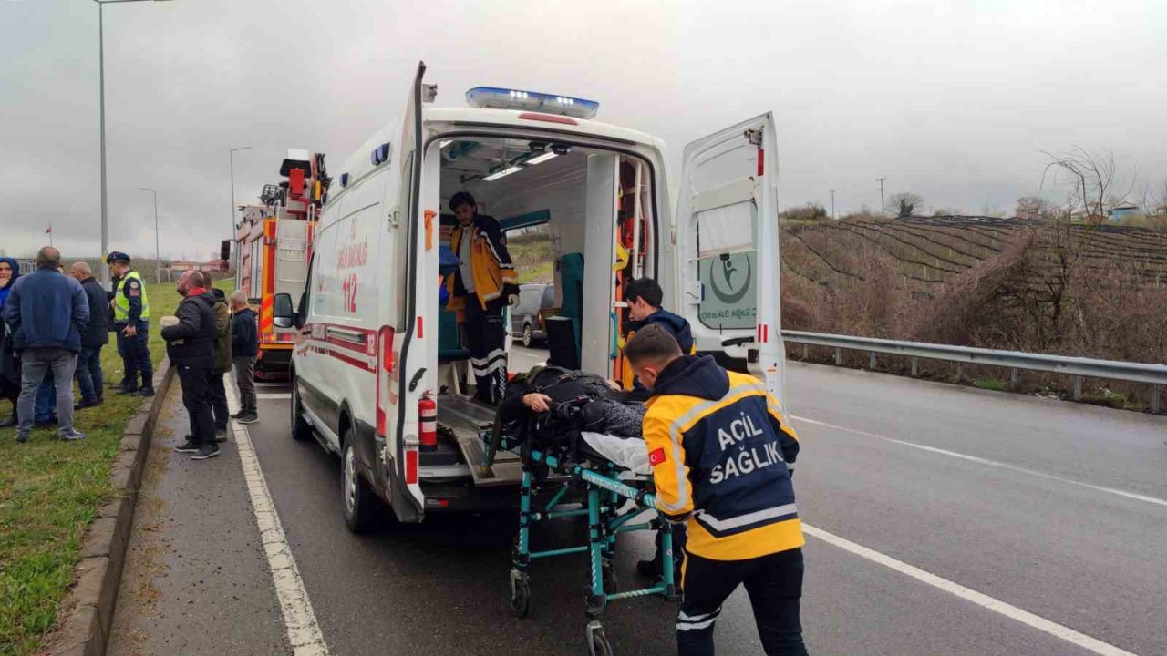 D-650’de takla atan otomobilde sıkışan kadın yaralandı