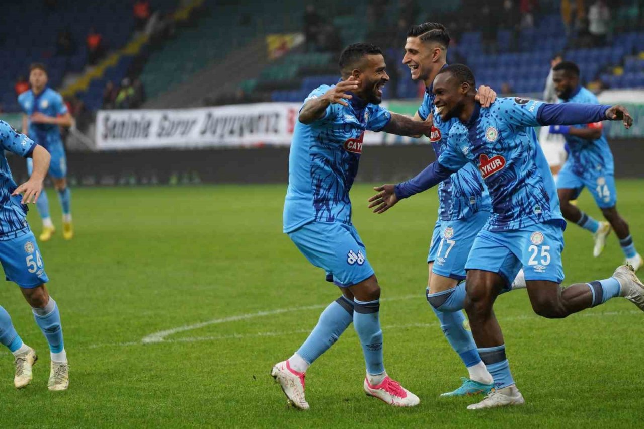 Spor Toto 1. Lig: Çaykur Rizespor: 3 - Altay: 1