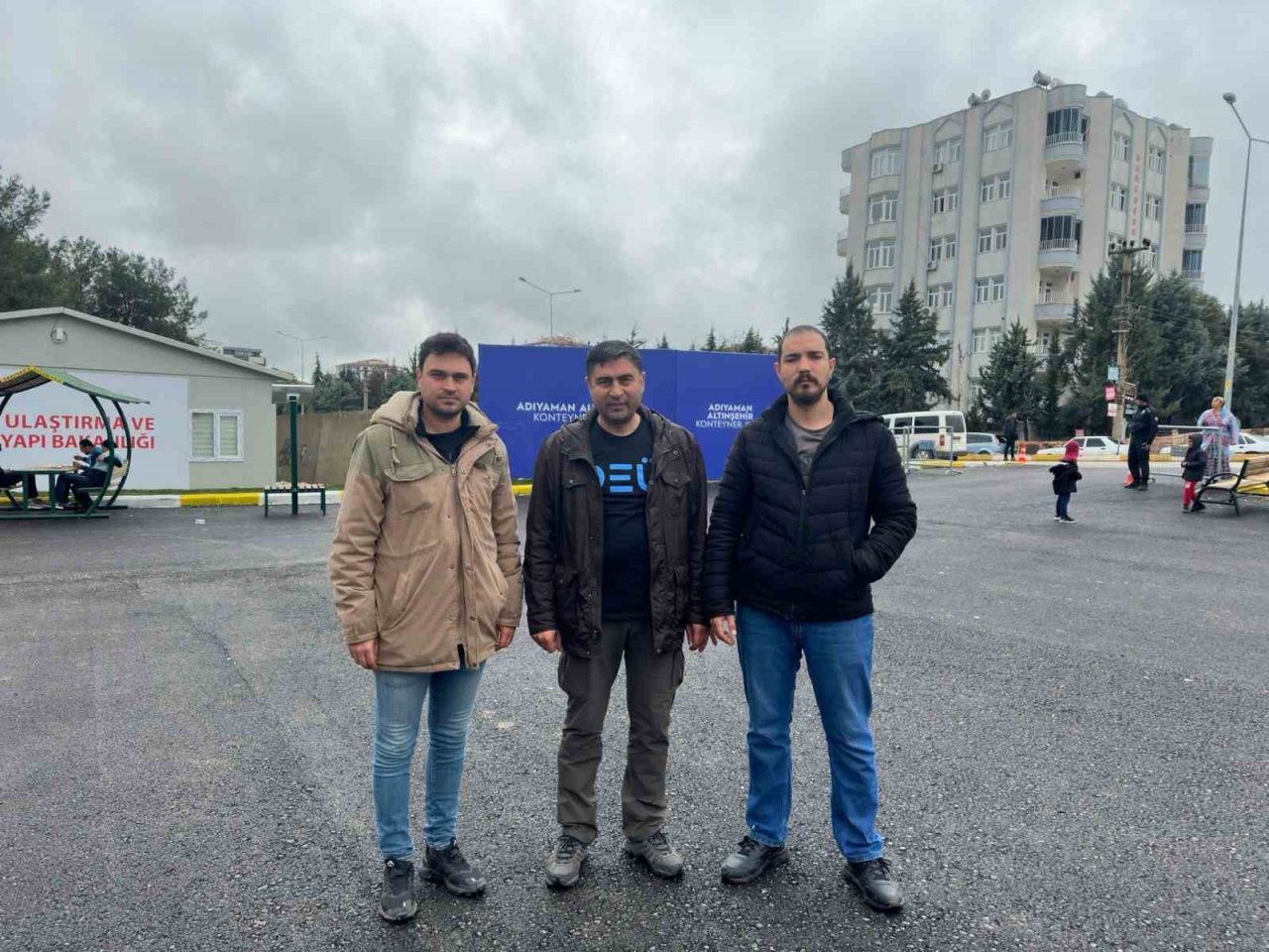 DEÜ’lü uzmanlardan deprem bölgesinde şap virüsü uyarıları