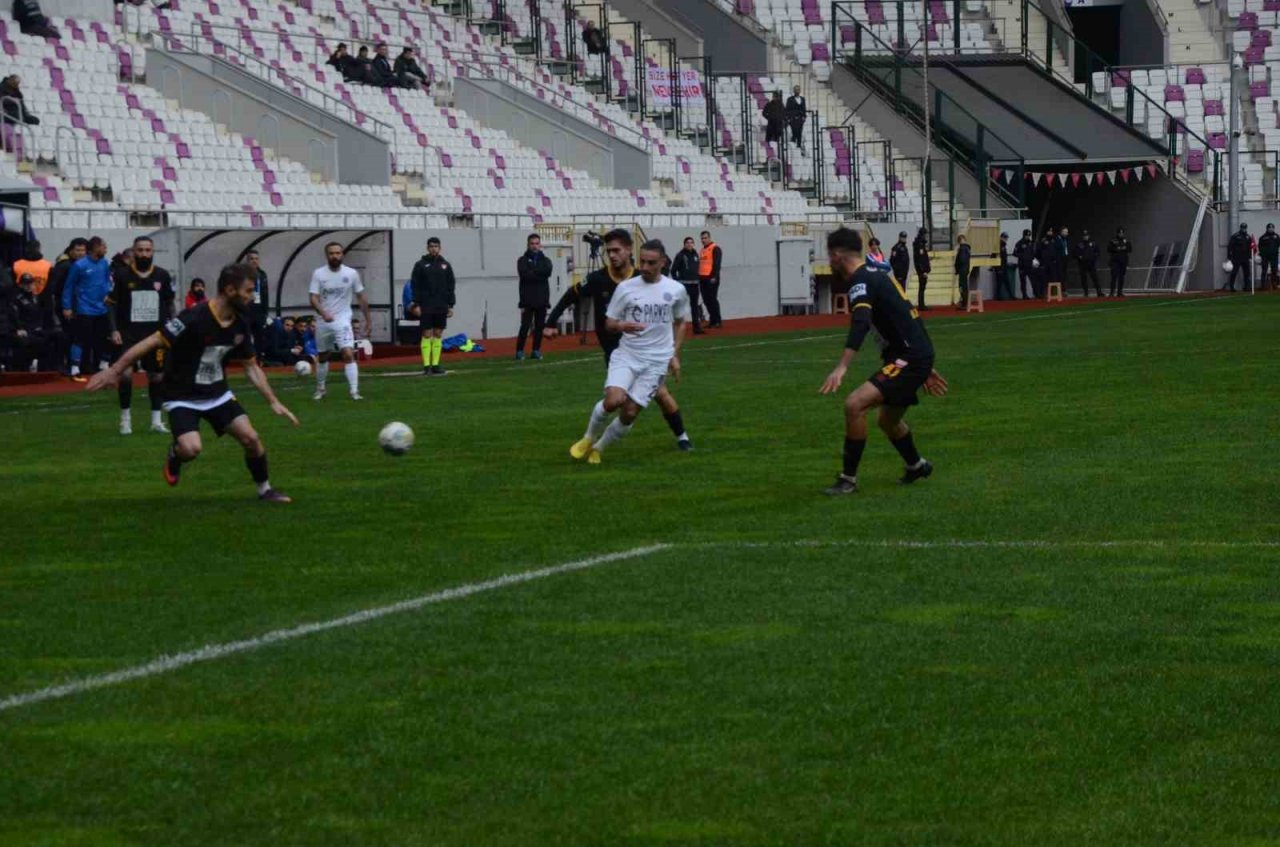 TFF 3. Lig: 52 Orduspor : 4 - Nevşehir Belediyespor: 0