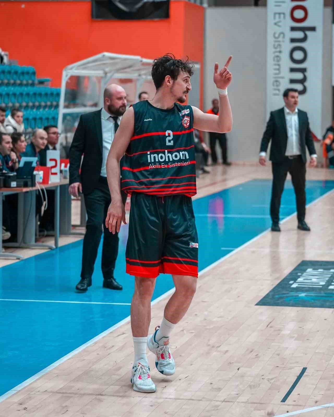 İlkler Şehri Uşak liderliği yakaladı