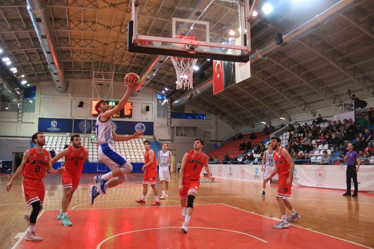 Türkiye Basketbol Ligi: Kocaeli BŞB Kağıtspor: 119 - Antalya Güneşi: 90