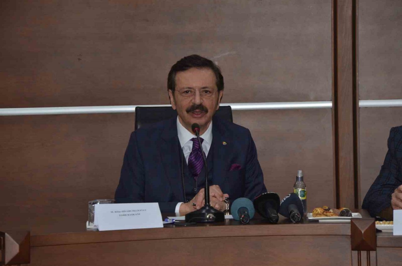 Hisarcıklıoğlu: “Deprem bölgesinde ekonomik aktivitenin hızlı bir şekilde eski haline gelmesi gerekiyor”