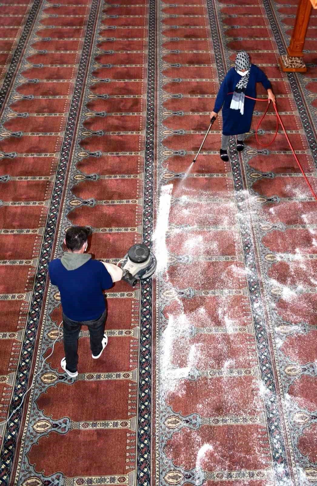 Ramazan Ayı öncesi camilerde temizlik seferberliği