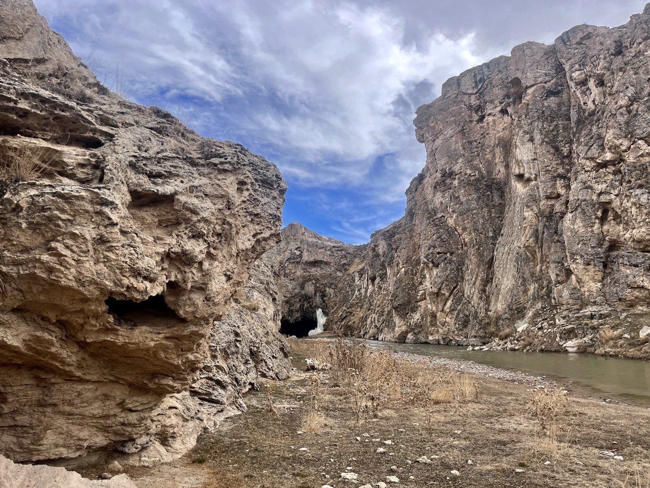 Ağrı’da Kudret Köprüsü manzarasıyla hayran bırakıyor