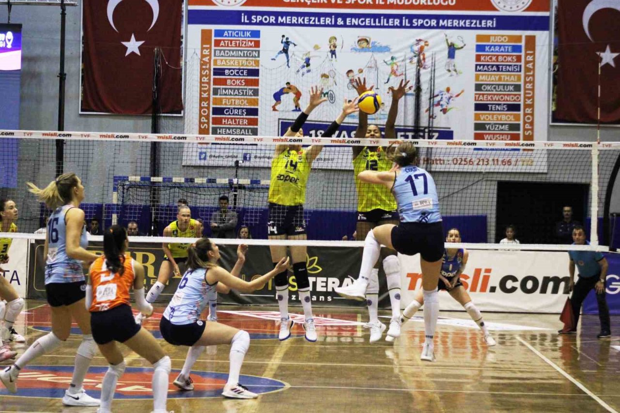 Sultanlar Ligi: Aydın Büyükşehir Belediyespor: 0 - Fenerbahçe Opet: 3