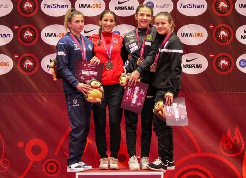 BARÜ mezunu Zeynep Yetgil, Avrupa Şampiyonu oldu