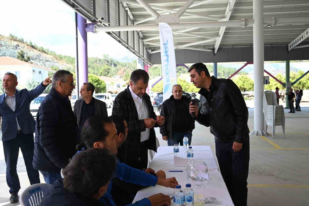 Çamyuva kapalı pazar yerinin kuraları çekildi