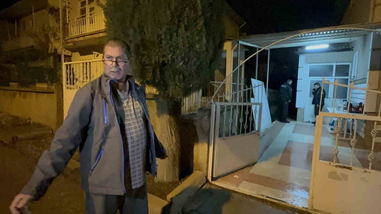 Evlerinin önünde silahlı saldırıya uğrayan 2 kardeş yaralandı