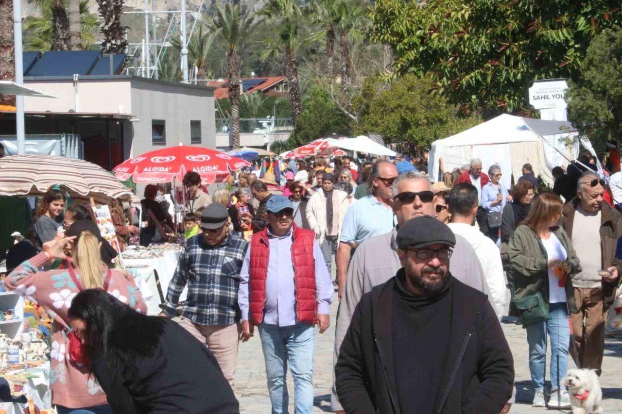 Göcek’te ot yemekleri festivaline ilgi yoğun oldu