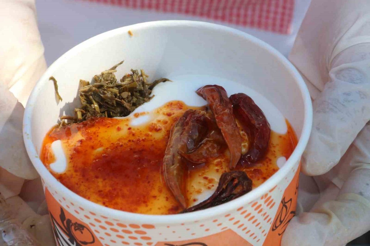 Göcek’te ot yemekleri festivaline ilgi yoğun oldu