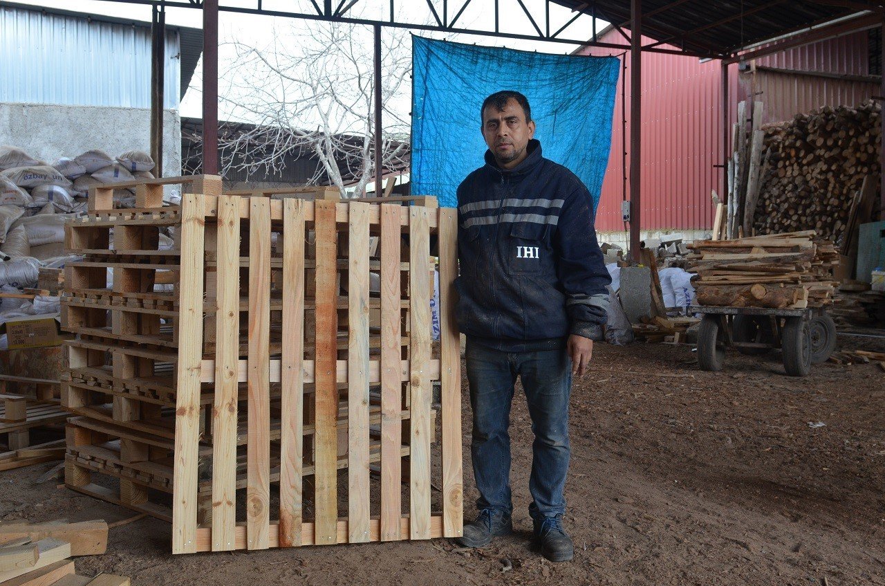 Deprem sonrası palet üretimi arttı
