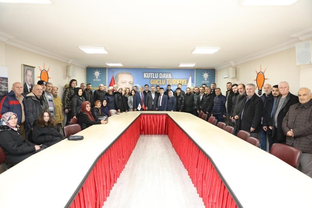 18 yaşındaki Ahmet Safa, Kocaeli’nin en genç milletvekili aday adayı oldu