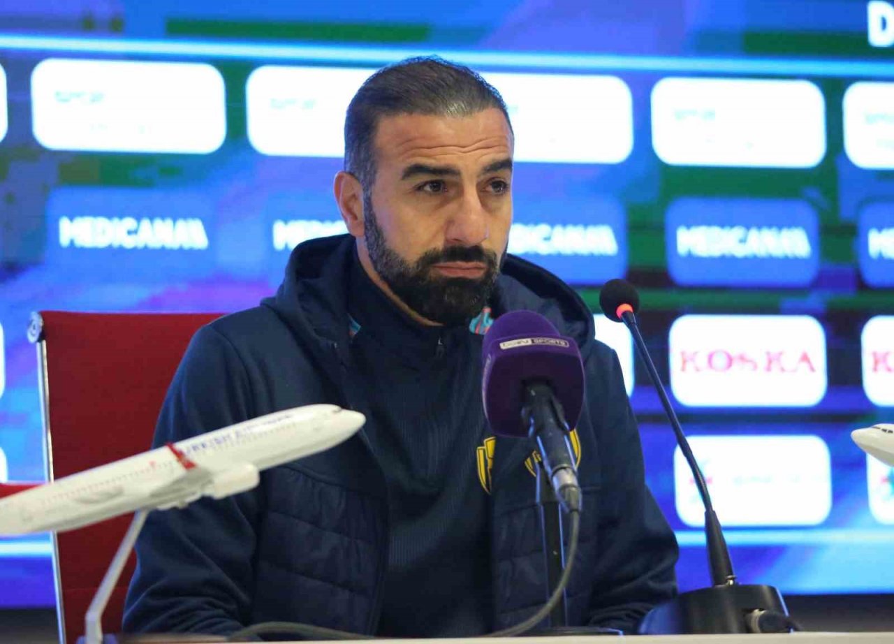 Sedat Ağçay: "Taraftarlarımızdan özür diliyoruz"