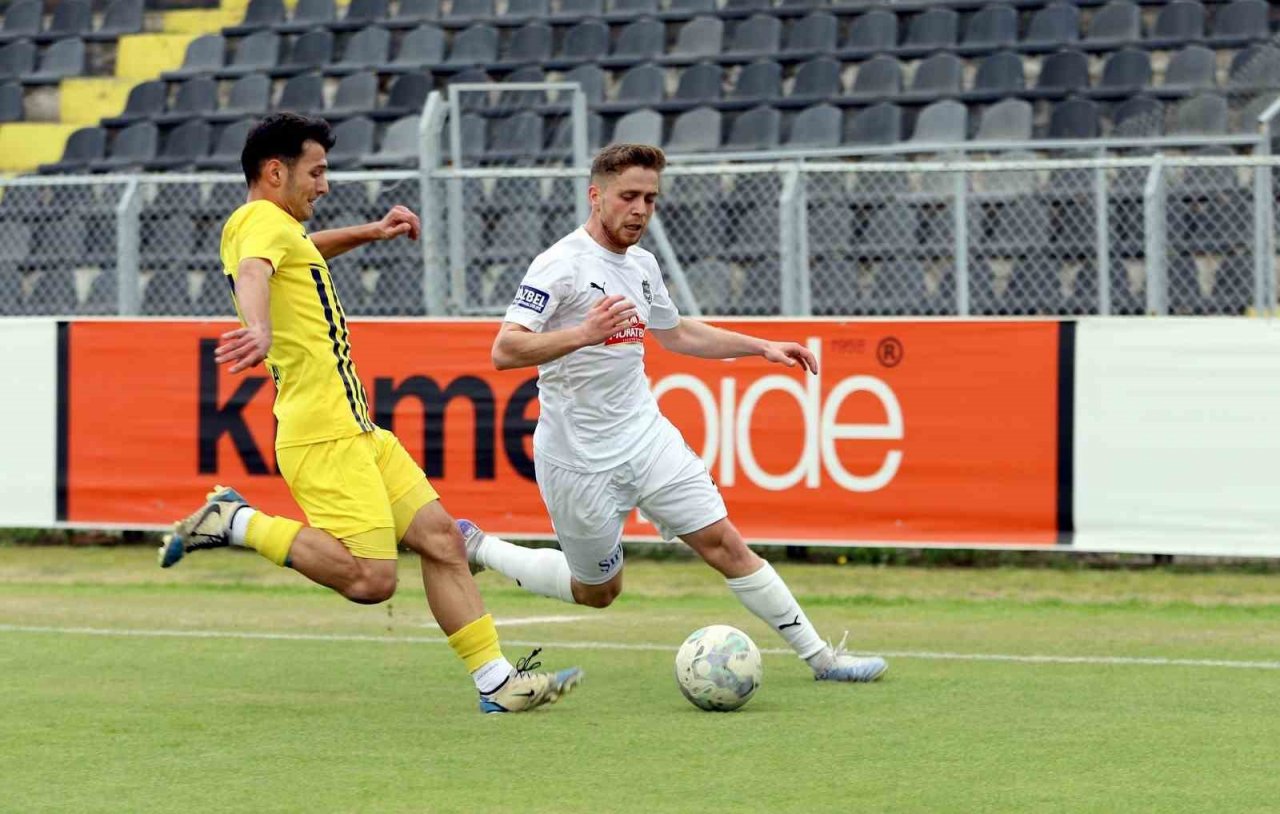 TFF 2. Lig: Nazilli Belediyespor: 5 - Tarsus İdman Yurdu: 0