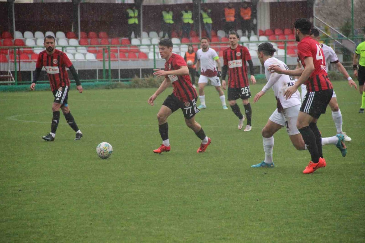 TFF 3. Lig: 23 Elazığ FK: 2 - Turgutluspor: 0