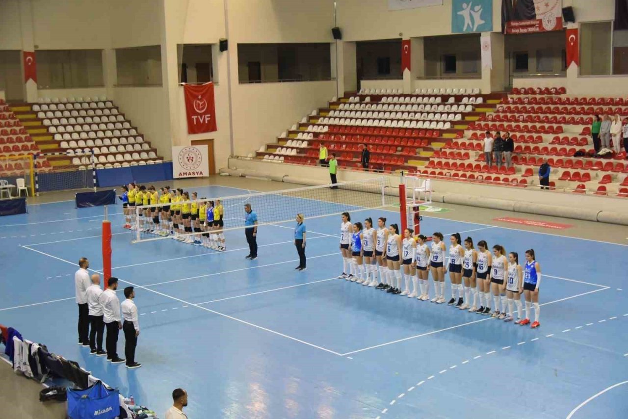 Yarı finalde Bozüyük Belediyesi Eğitim Spor, Beykoz Belediyesi’ne yenildi