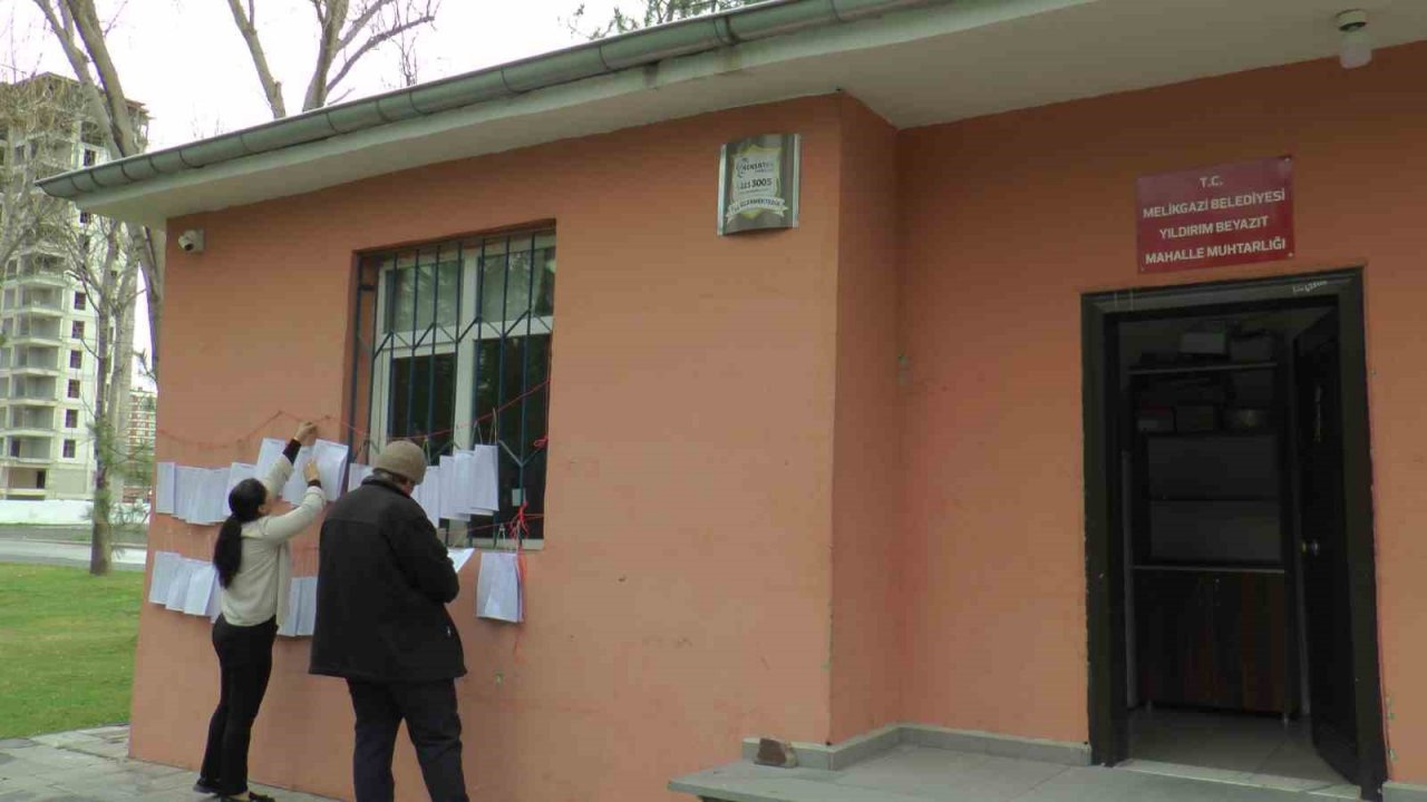 Seçmen listeleri askıya çıktı