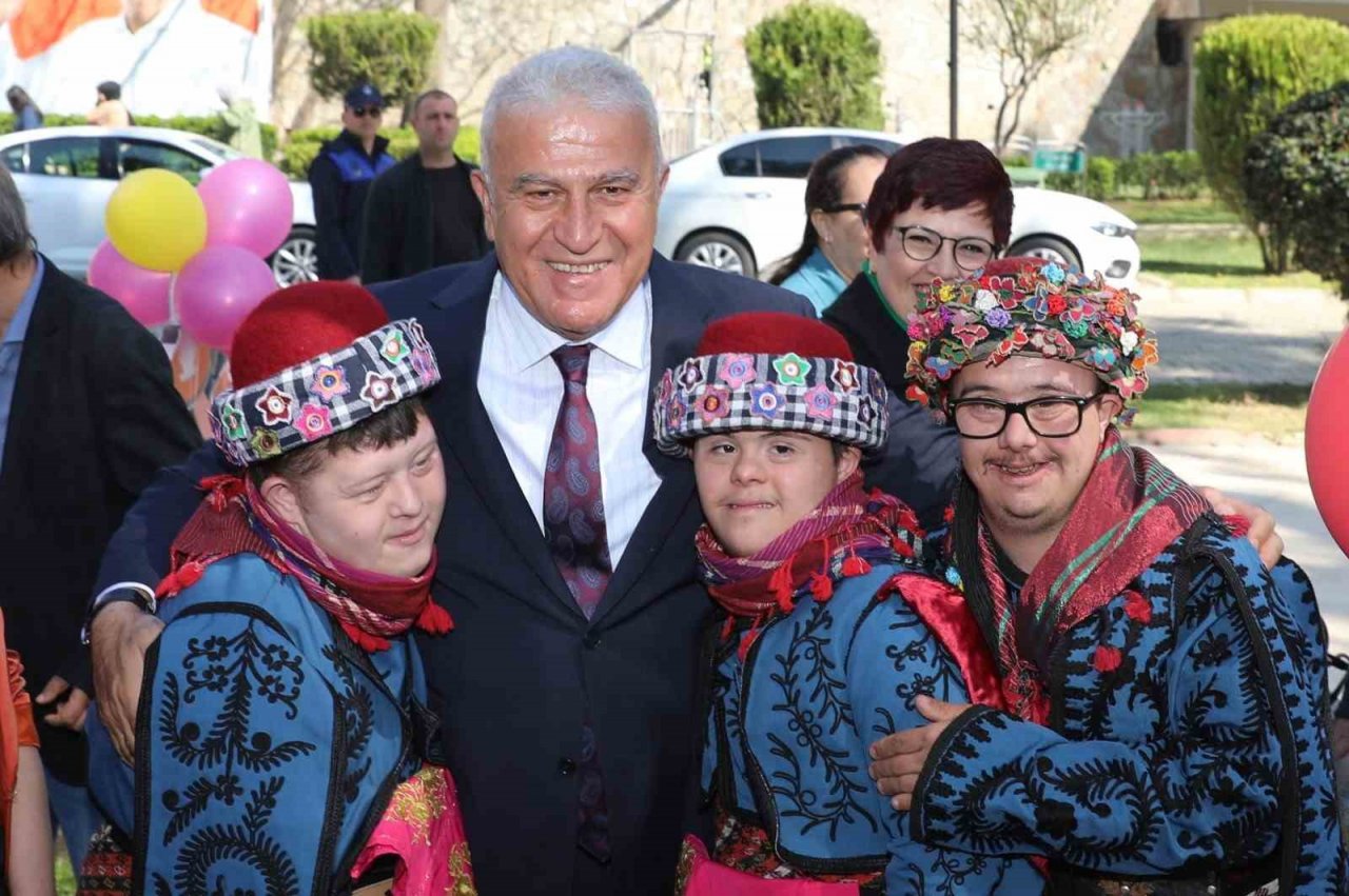 Başkan Atay: “Down sendromlu bireylere hizmet verecek olan eğitim merkezini hayata geçiriyoruz”