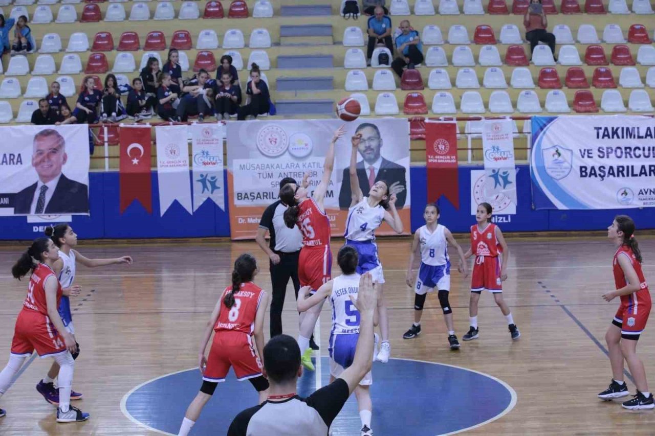 Basketbol bölgesel maçları Denizli’nin ev sahipliğinde yapılacak