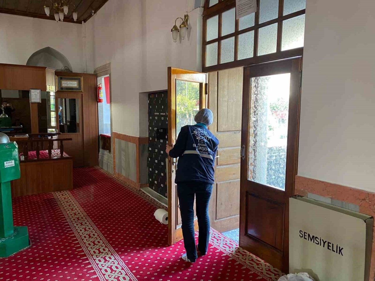 Büyükşehir’den camilerde temizlik çalışması