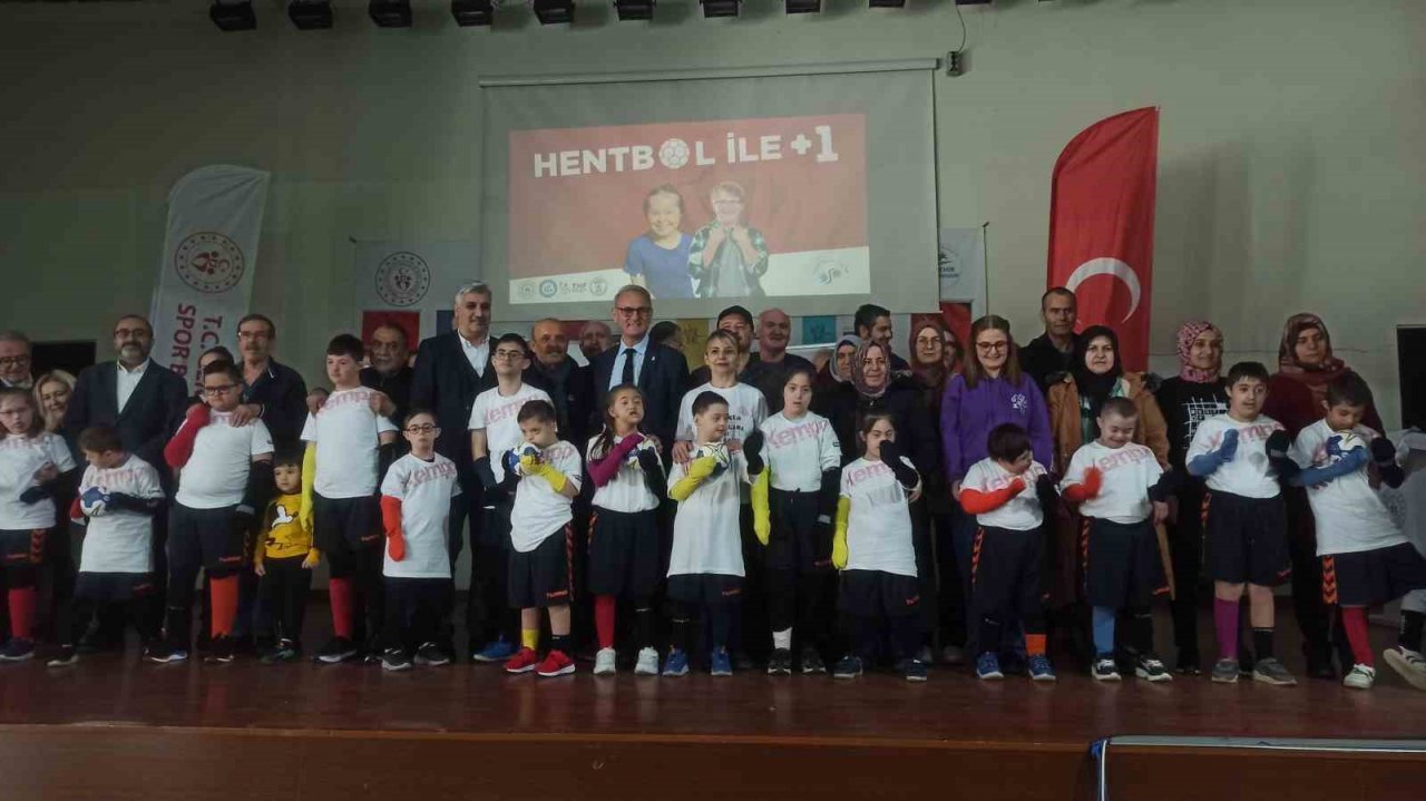 ‘Hentbol ile +1’ projesinin lansmanı yapıldı