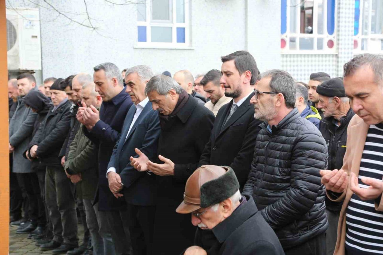 Meclis üyesi son yolculuğuna uğurlandı