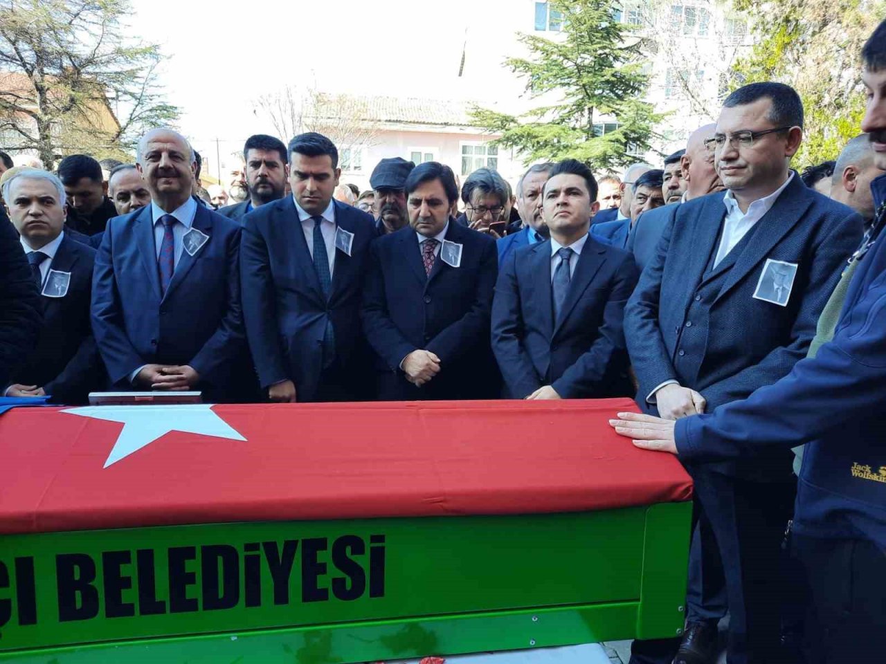 Kalp krizi sonrası hayatını kaybeden MHP’li Belediye Başkanı Gönüllü toprağa verildi