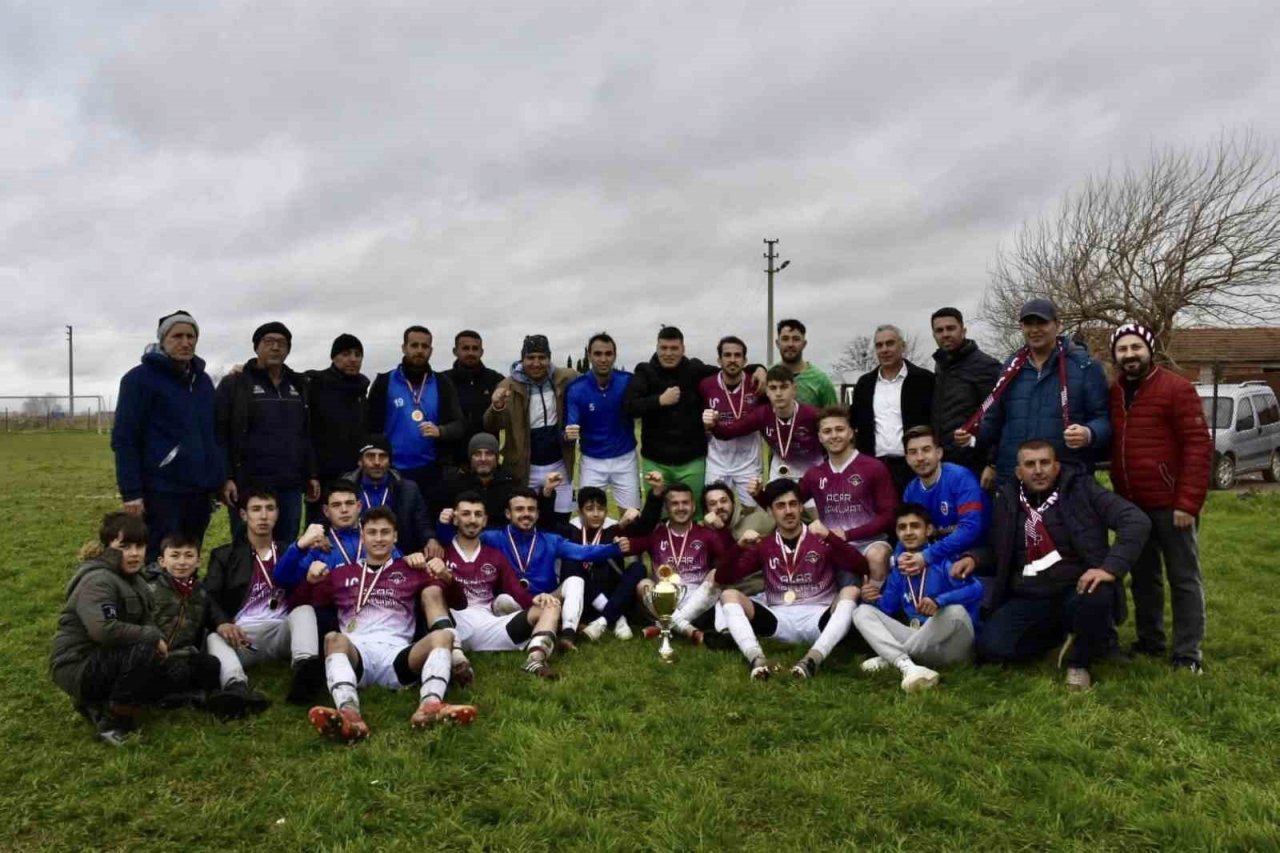 Karacabey’de geleneksel turnuvada kazanan dostluk oldu