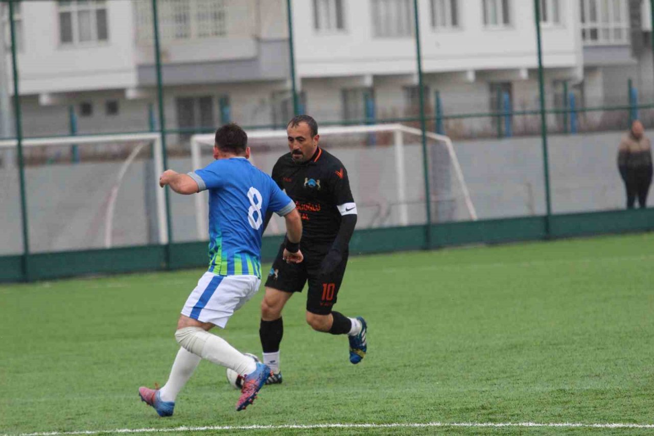 Kayseri Süper Amatör Küme: Erciyes Esen Makine FK: 8 - Kayseri Simya Koleji: 0