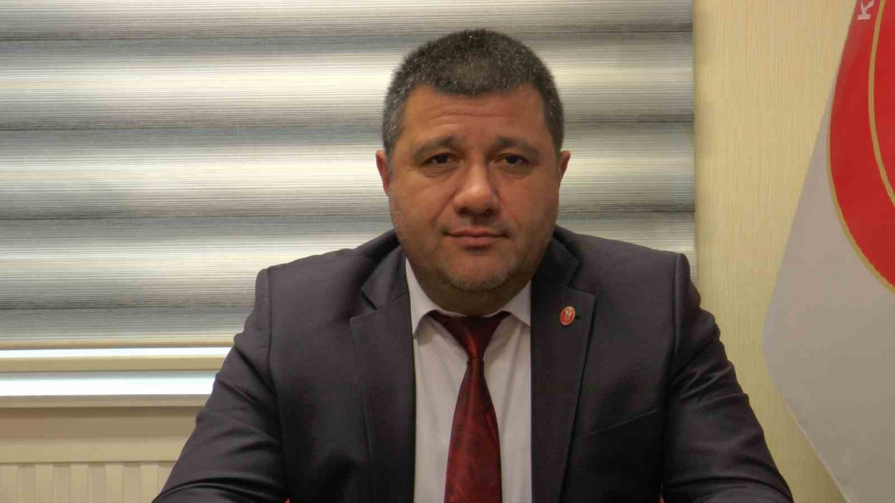 Depremde hayvanların da yaraları sarıldı