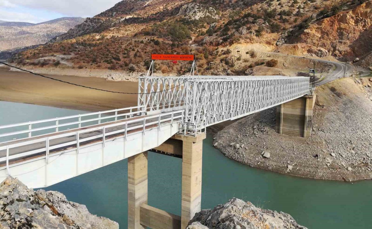 Kemaliye Çevre Platformu ilçenin köprü ve yollarına dikkat çekti