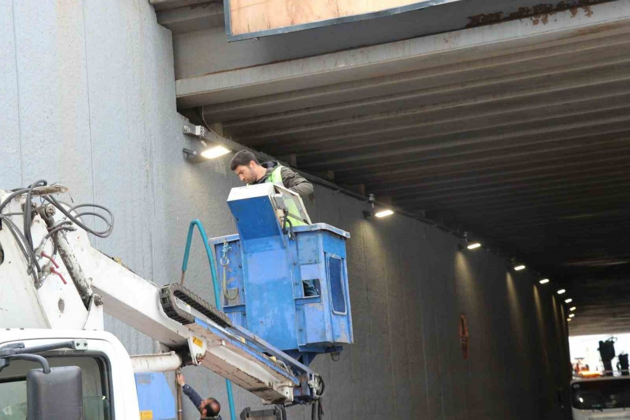 Şanlıurfa’da 5 kişinin öldüğü kavşakta bakım ve onarım çalışmaları tamamlandı