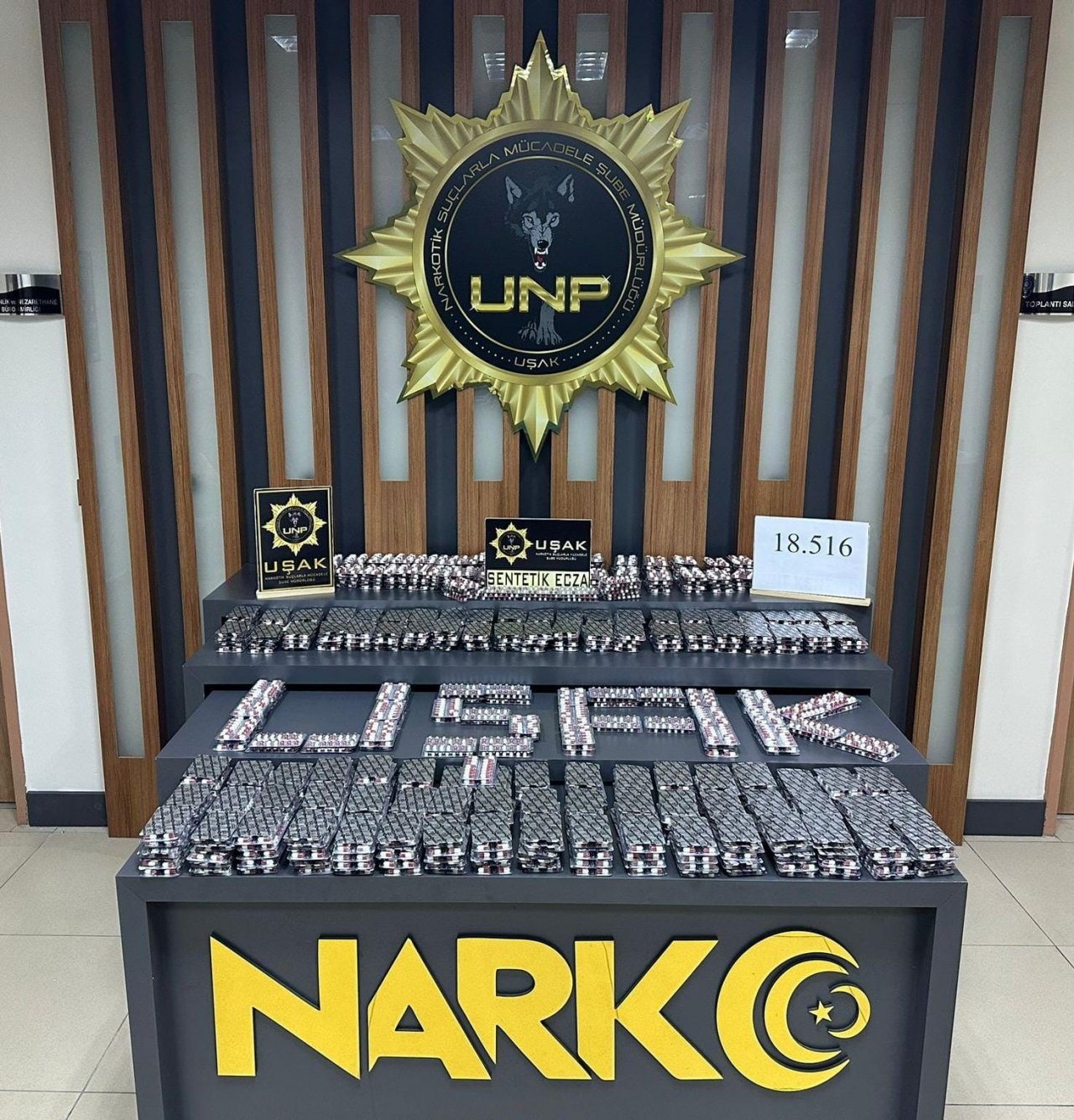 Sentetik hapla yakalanan 5 şüpheli tutuklandı