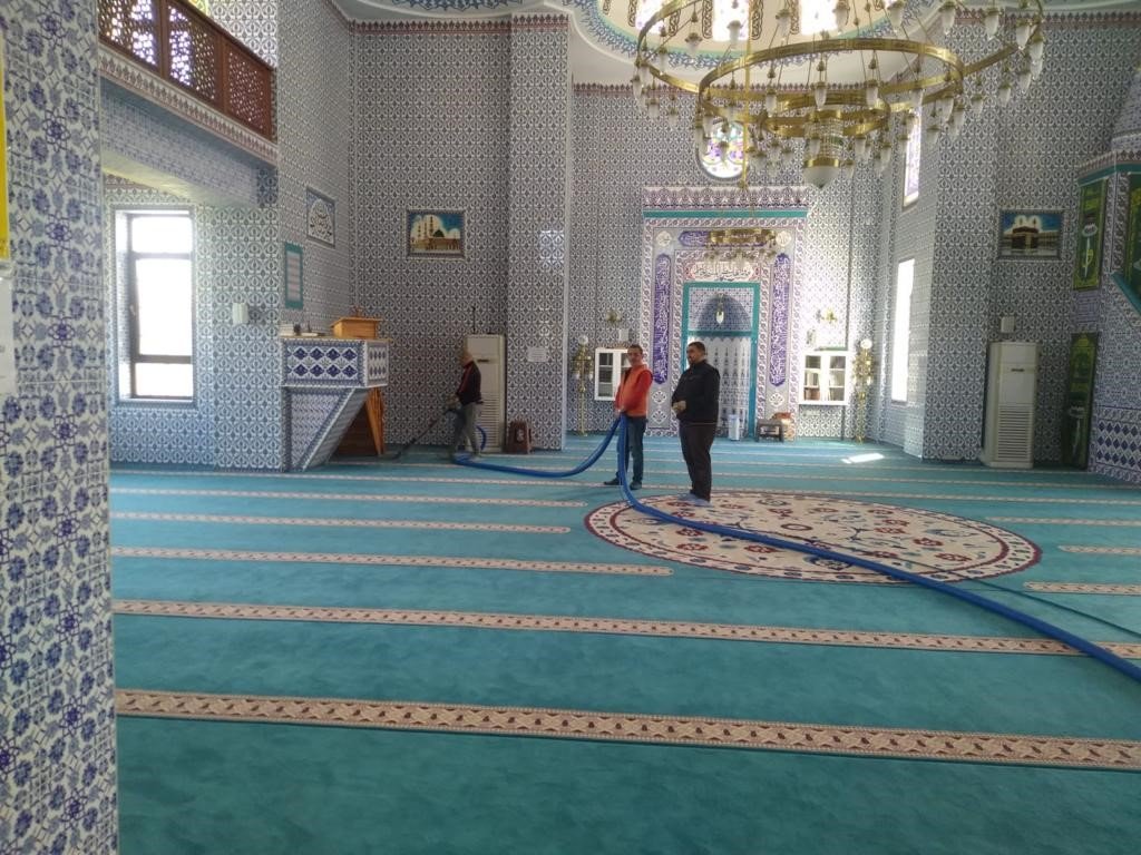 Altınova’da camiler Ramazan’a hazır