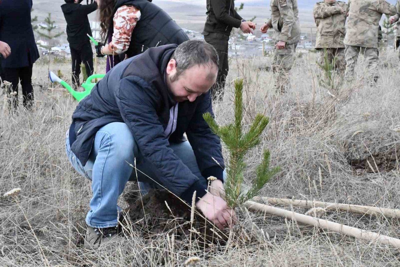 Ardahan’da ’Deprem Şehitleri Hatıra Ormanı’ oluşturuldu
