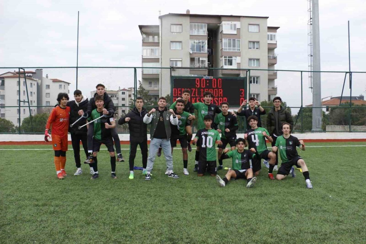 Genç horozlar Balıkesir’i eli boş gönderdi