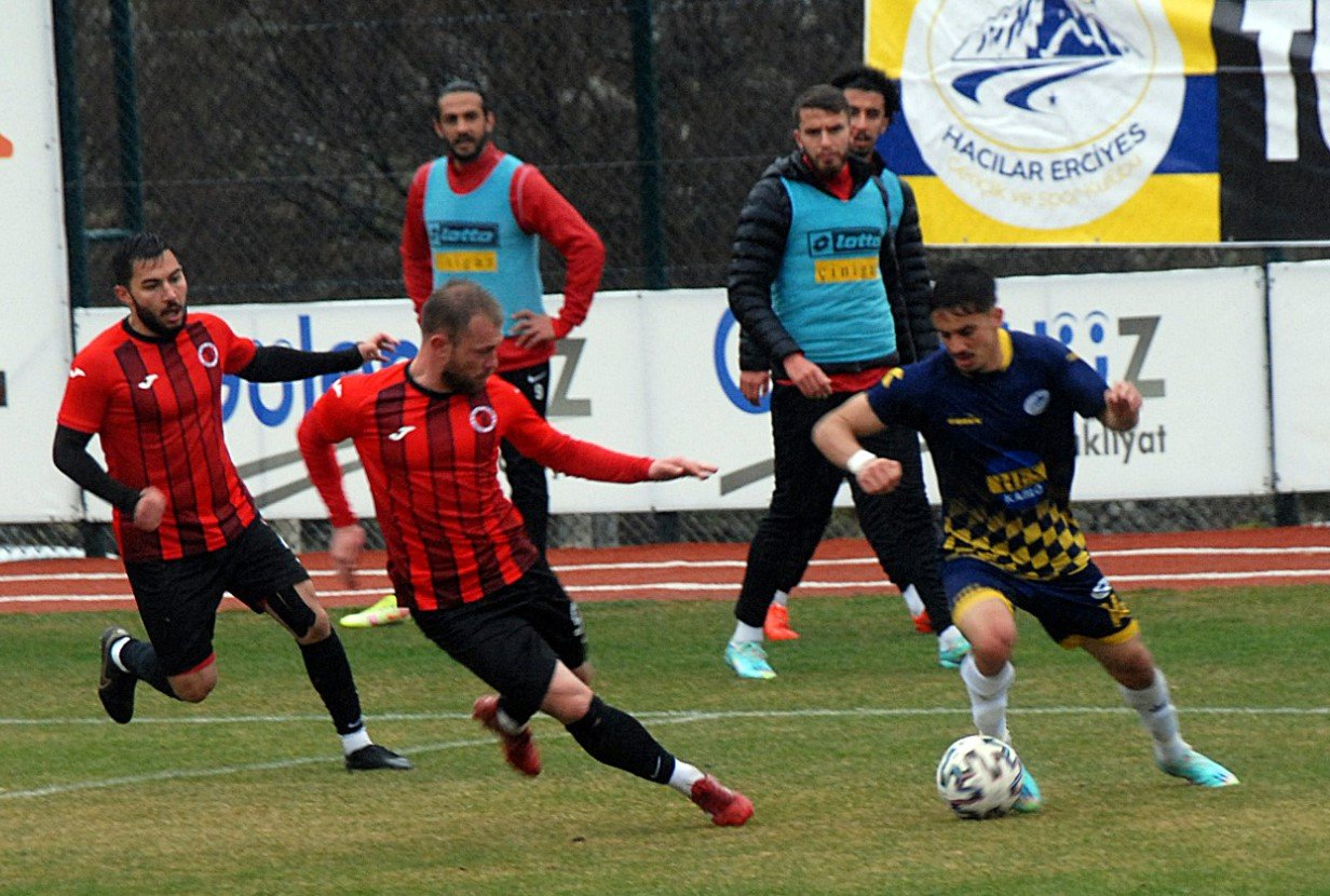 Hacılar Erciyesspor: 2 - Ankara TKİspor: 3