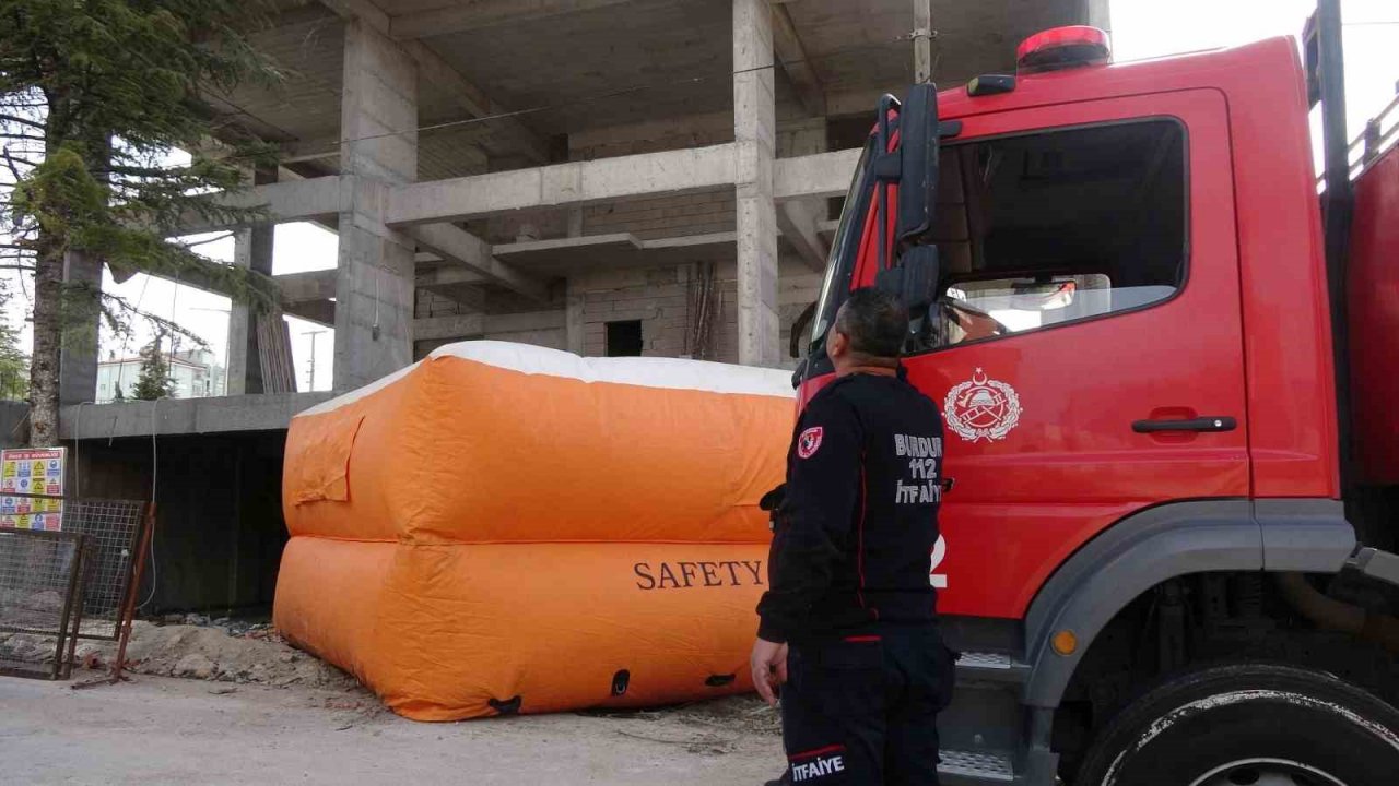 Burdur’da intihar girişimi polisin çabasıyla önlendi