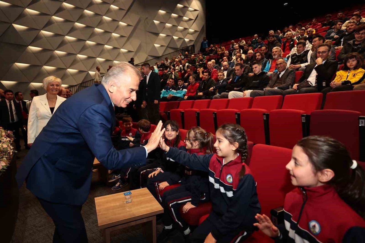 Denizli’de 191 amatör spor kulübüne 3.3 milyon TL’lik can suyu