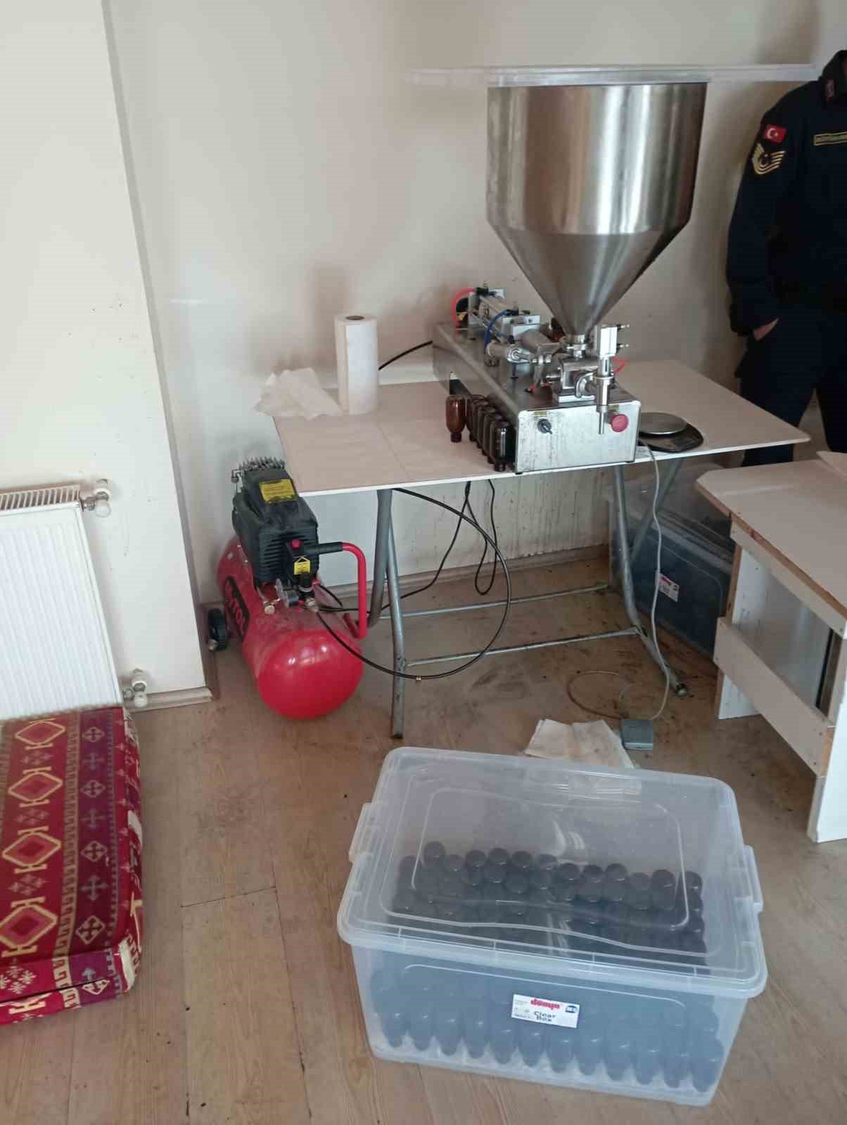 Jandarma’dan kaçak çörek otu yağı operasyonu: Piyasa değeri 8 milyon TL