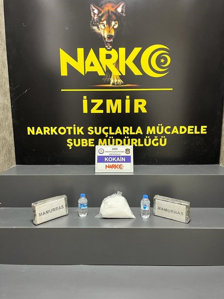 Araç torpidosundan 3 kilonun üzerinde kokain çıktı