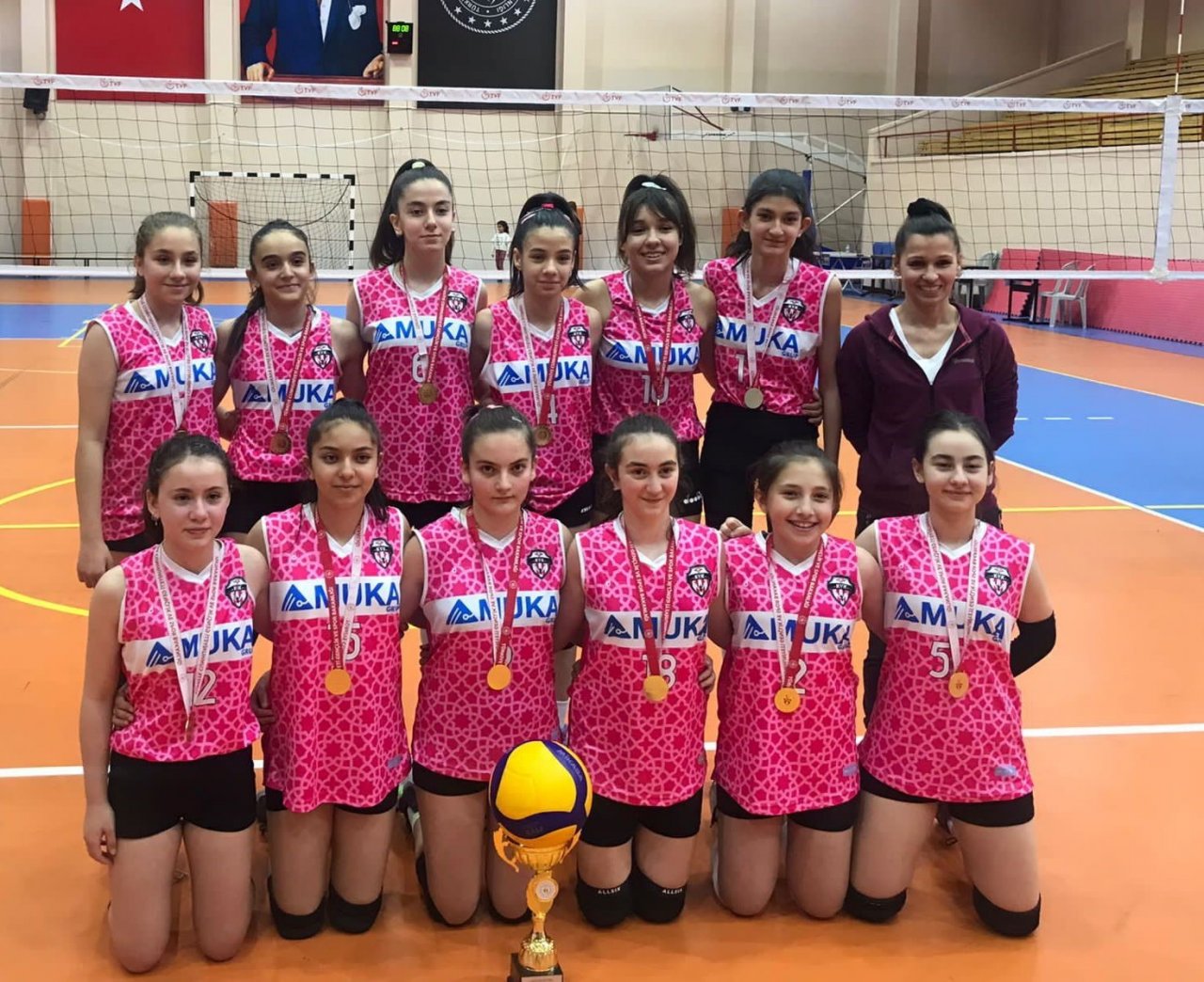 KVK Midi Kızlar’da İl Birincisi Oldu