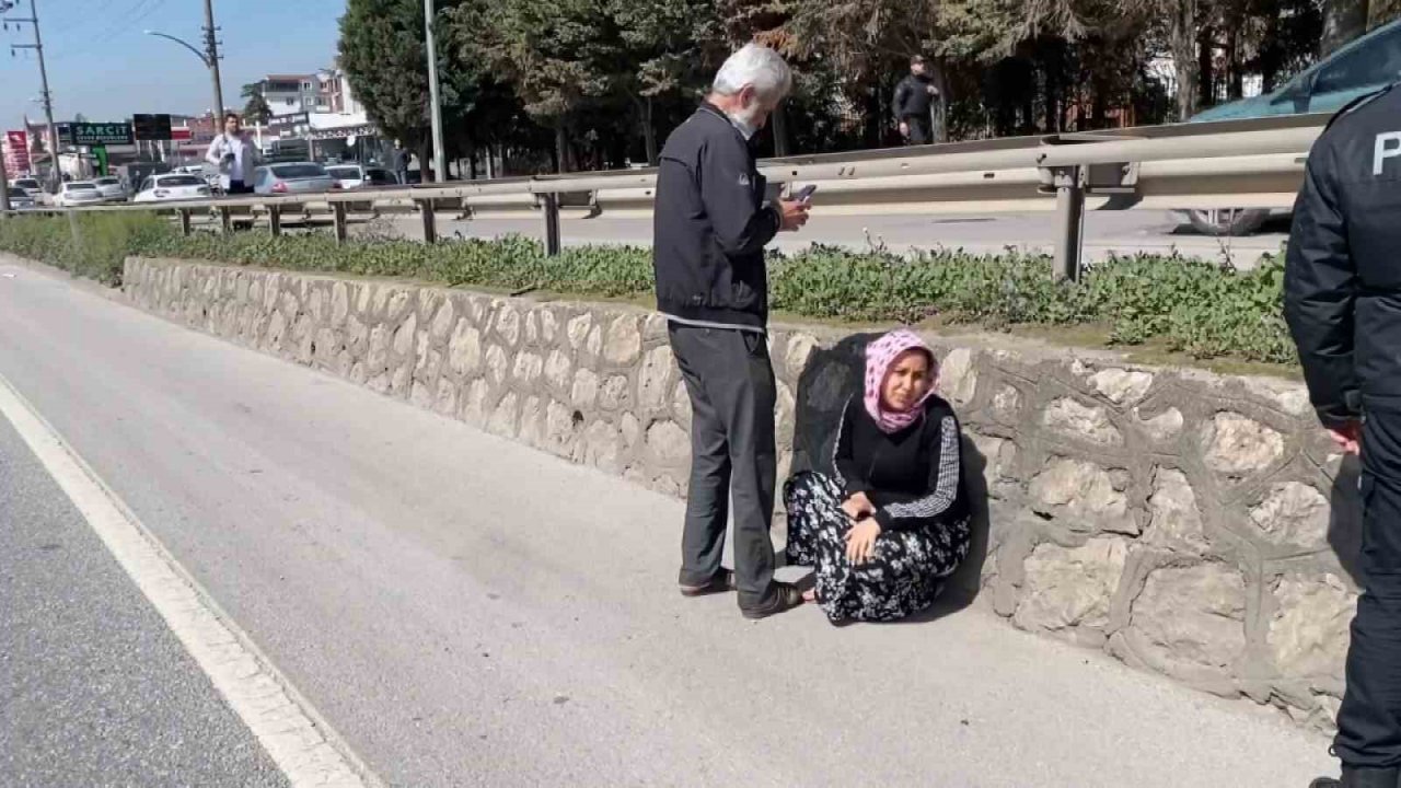 Motosiklet tır dorsesinin altına yuvarlandı, sürücü hayatını kaybetti