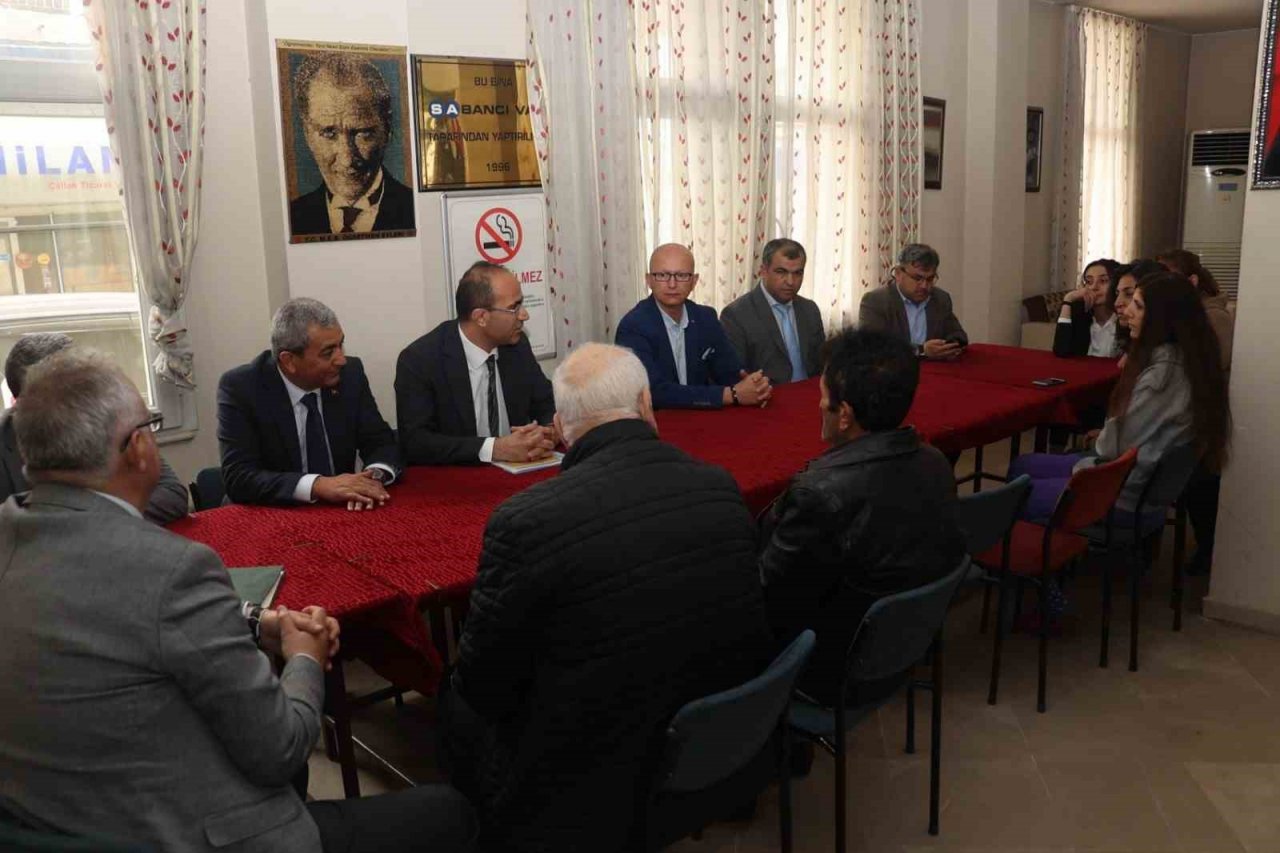 Kaymakam Tepeli ve Başkan Kaplan depremzedeler ile bir araya geldi