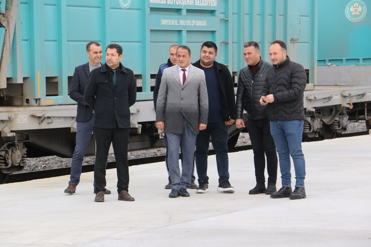 Trenle atık taşıma projesi karbon salınımını da düşürüyor