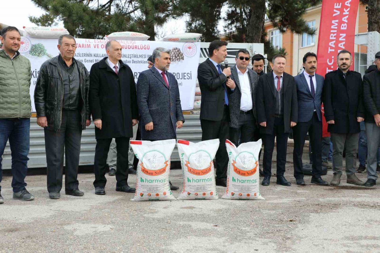 Tepebaşı ve Odunpazarı çiftçisine yüzde 50 hibeli tohum desteği