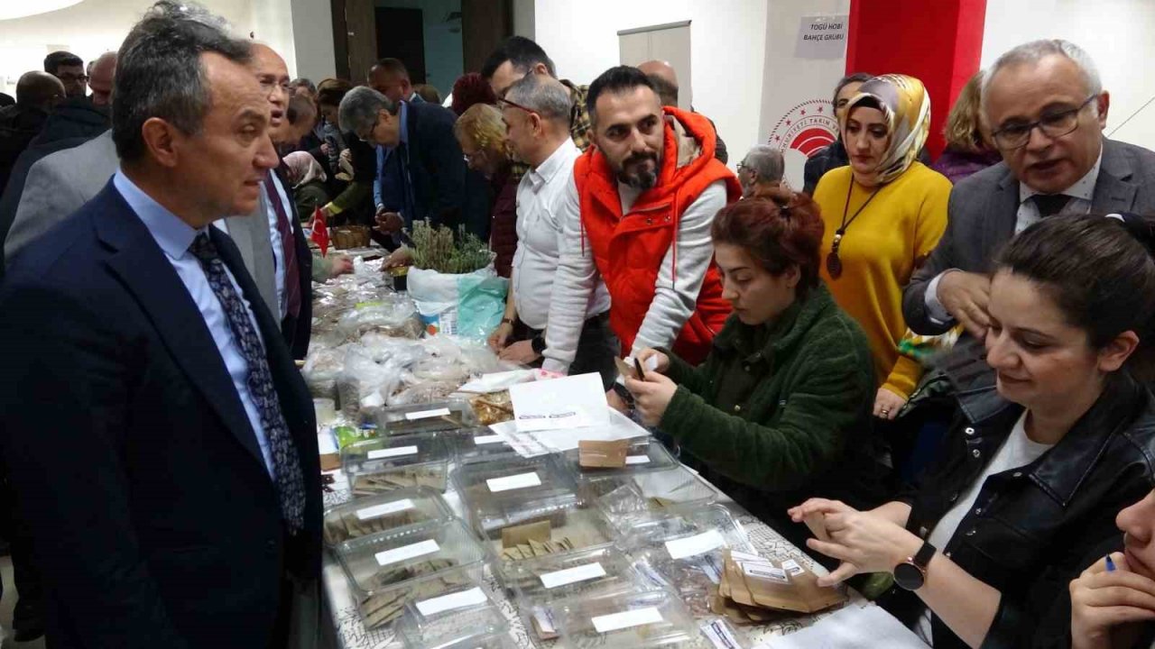 Ata tohumu takas etkinliği yoğun ilgi gördü
